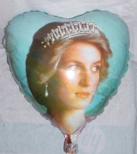 Prinzessin Diana Herz Folienballon 45cm 18"